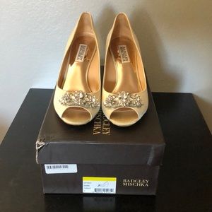 Badgley Mischka - Dara - Ivory - Size 7